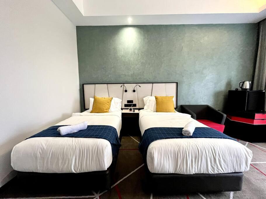 #23 Kl Towel View Twin Bed Suites @ Infinity Pool Kuala Lumpur Luaran gambar